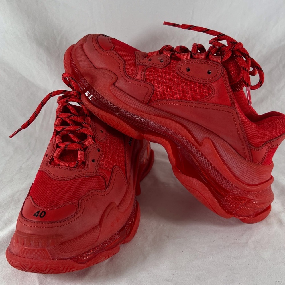 BALENCIAGA Red Triple S Sport Mens Sneakers Marked as 7US - Picture 8 of 17